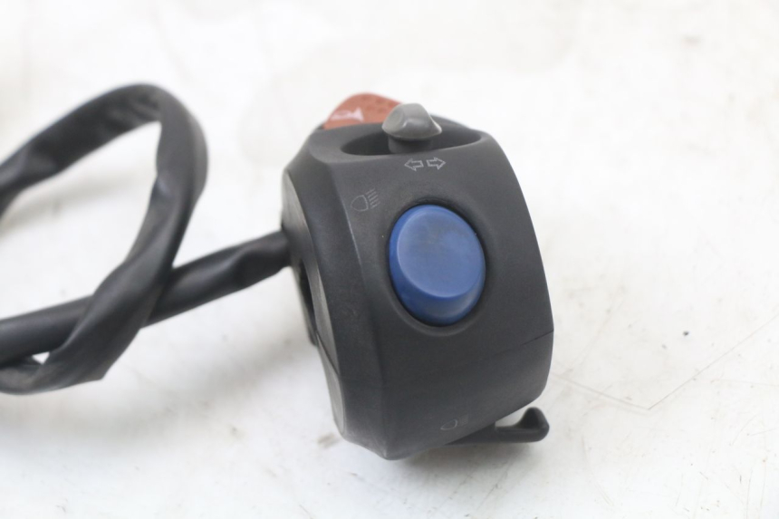 photo de COMANDO ESQUERDO PEUGEOT ELYSTAR 50 (2002 - 2014) - Ampliação técnica