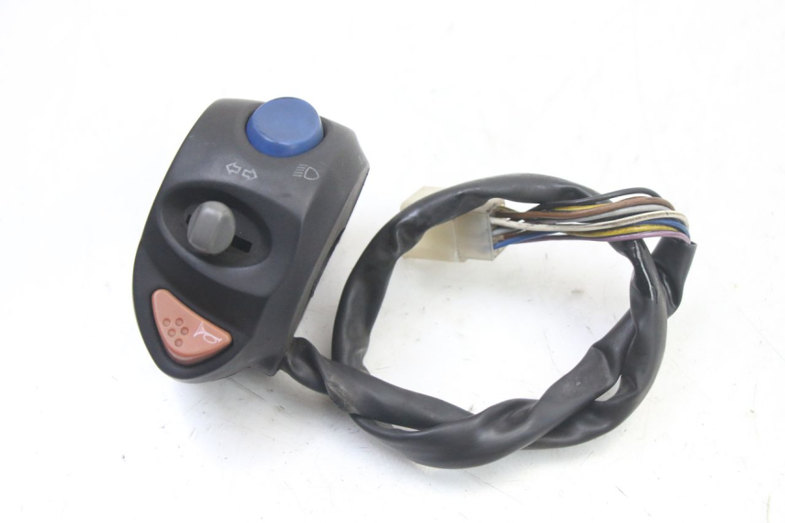 photo de COMANDO ESQUERDO PEUGEOT ELYSTAR 50 (2002 - 2014) - Detalhe da peça