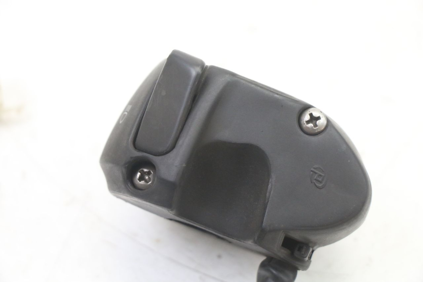 photo de COMANDO ESQUERDO PEUGEOT ELYSTAR 50 (2002 - 2014) - Pontos de fixação