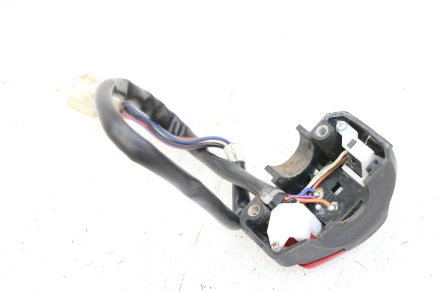 photo de COMANDO ESQUERDO PEUGEOT LUDIX 50 (2008 - 2017) - Zoom do estado de desgaste