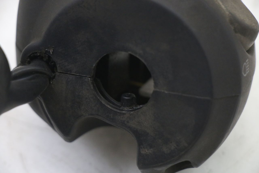photo de COMANDO ESQUERDO PEUGEOT SATELIS 125 (2013 - 2018) - Pontos de fixação