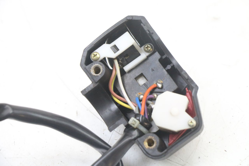 photo de COMANDO ESQUERDO PEUGEOT TREKKER TKR 50 (2005 - 2014) - Vista geral