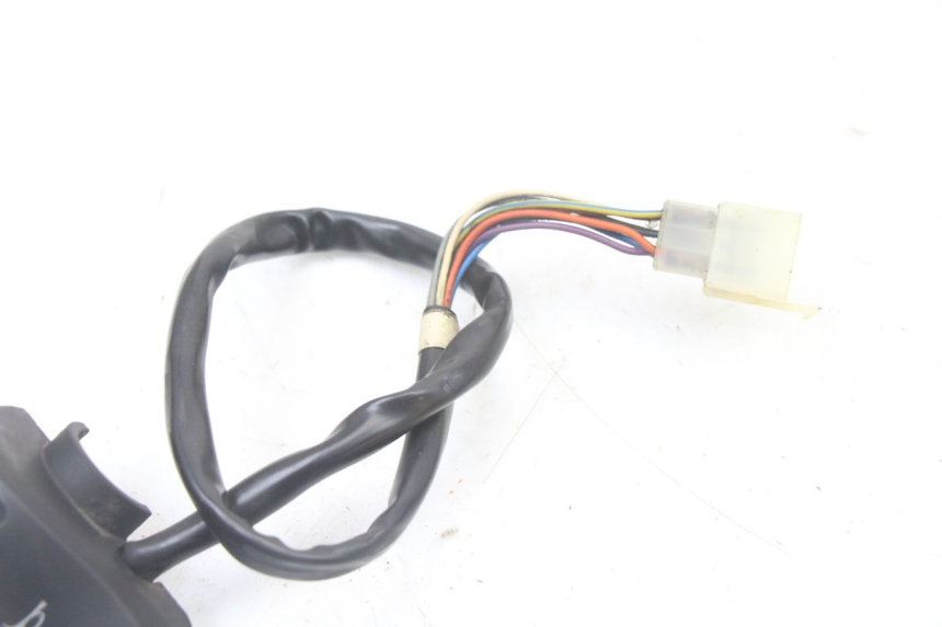 photo de COMANDO ESQUERDO PEUGEOT TREKKER TKR 50 (2005 - 2014) - Pontos de fixação