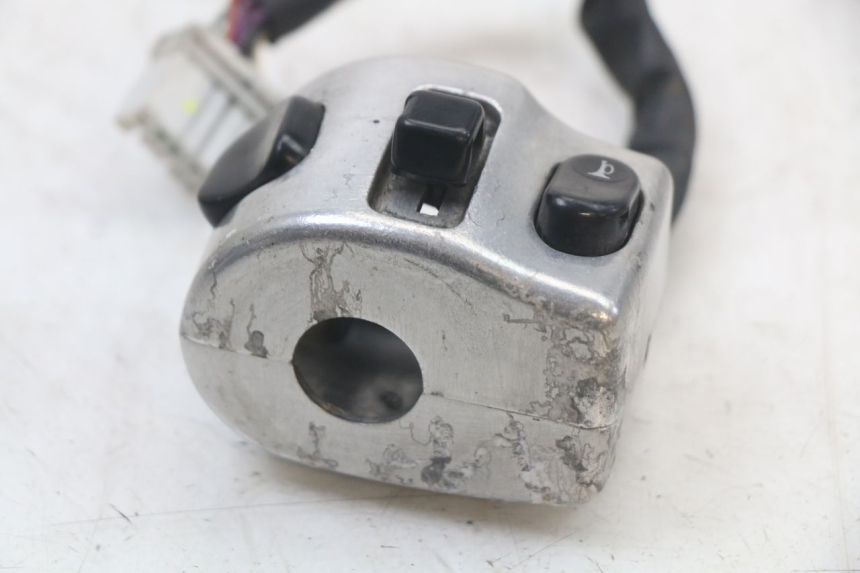 photo de COMANDO ESQUERDO PIAGGIO BEVERLY 125 (1998 - 2005) - Ampliação técnica