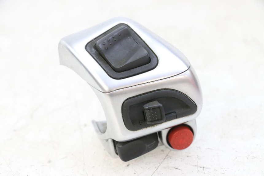 photo de COMANDO ESQUERDO PIAGGIO MP3 125 (2006 - 2014) - Vista principal