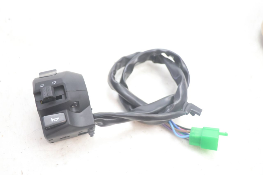 photo de COMUTADOR ESQUERDO JM MOTORS R-MAX TECH 50 (2024 - 2026) - Vista principal