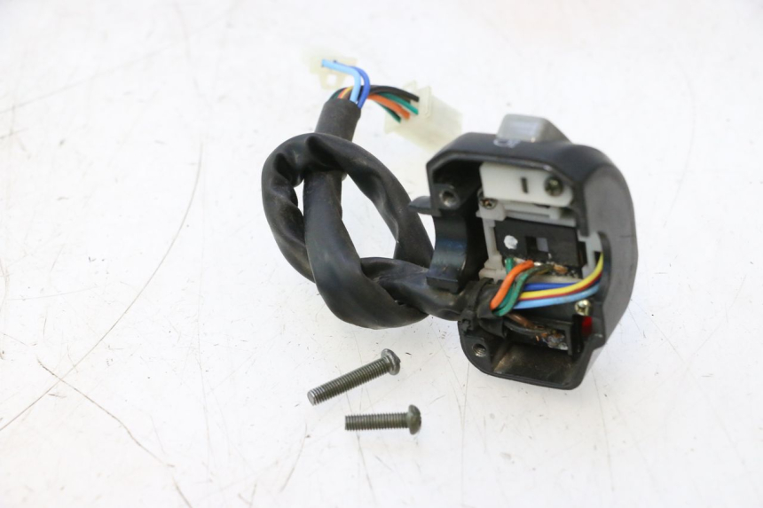 photo de INTERRUPTOR ESQUERDO ORCAL RAPTOR 50 (2015 - 2021) - Detalhe da peça