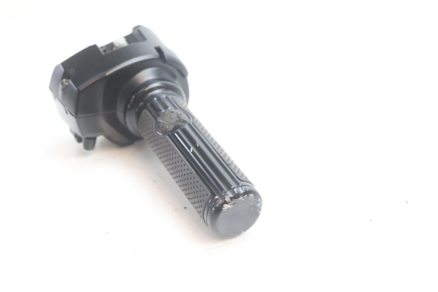 photo de INTERRUPTOR ESQUERDO HARLEY DAVIDSON ROAD GLIDE FLTRXSE 1920 (2018 - 2022) - Vista do produto