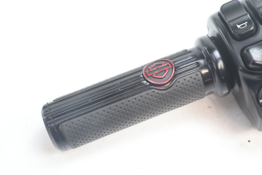 photo de INTERRUPTOR ESQUERDO HARLEY DAVIDSON ROAD GLIDE FLTRXSE 1920 (2018 - 2022) - Ampliação técnica