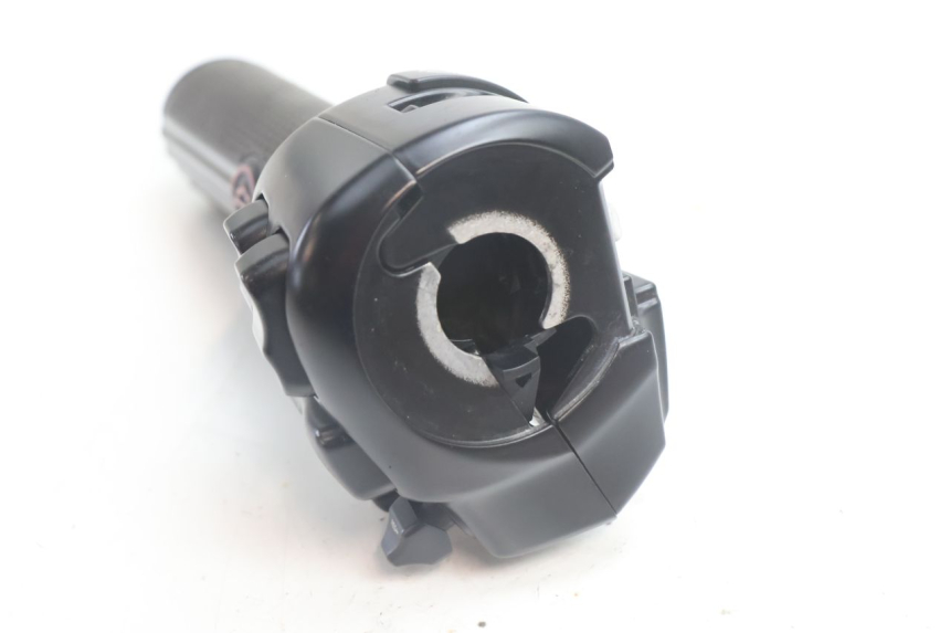 photo de INTERRUPTOR ESQUERDO HARLEY DAVIDSON ROAD GLIDE FLTRXSE 1920 (2018 - 2022) - Marcações e referências