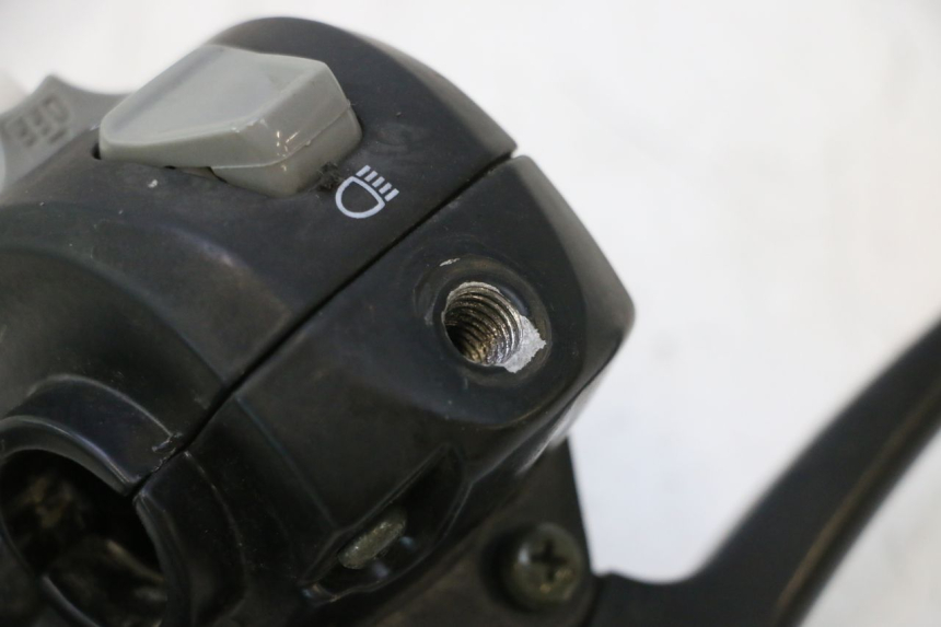 photo de COMANDO ESQUERDO TNT MOTOR ROMA 10' 2T 50 (2011 - 2018) - Pontos de fixação
