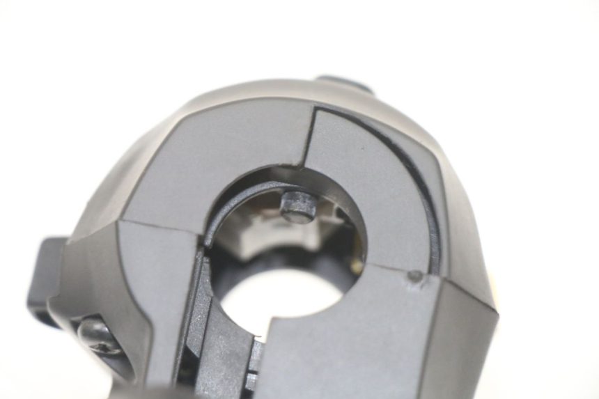 photo de COMANDO ESQUERDO ROYAL ENFIELD HYMALAYAN 410 (2016 - 2023) - Pontos de fixação
