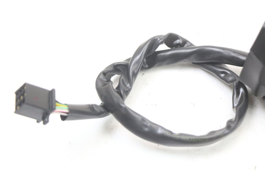 photo de COMANDO ESQUERDO ROYAL ENFIELD SCRAM 411 (2022 - 2024) - Pontos de fixação