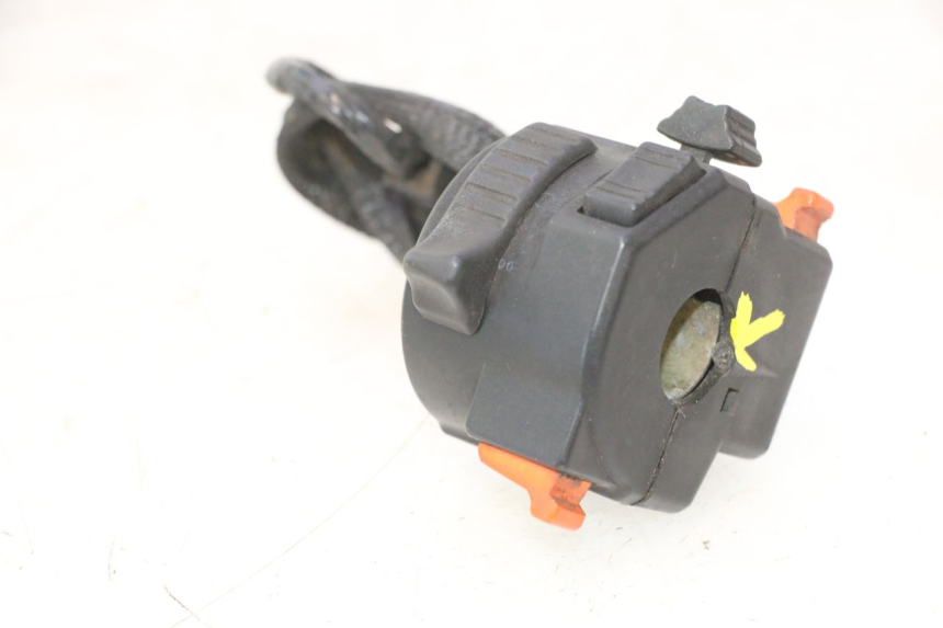 photo de COMUTADOR ESQUERDO MZ RT 125 (2000 - 2008) - Estado da superfície