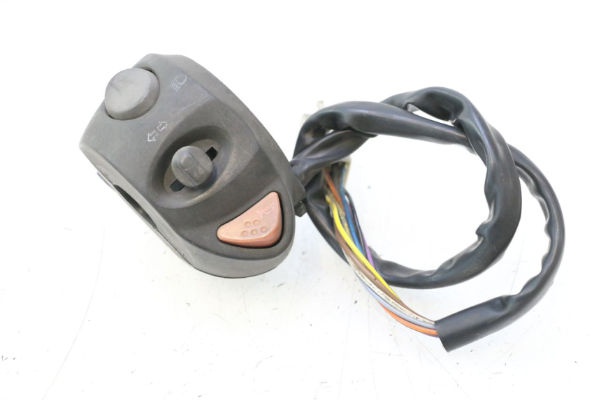 photo de COMANDO ESQUERDO PEUGEOT SATELIS 125 (2006 - 2009) - Detalhe da peça
