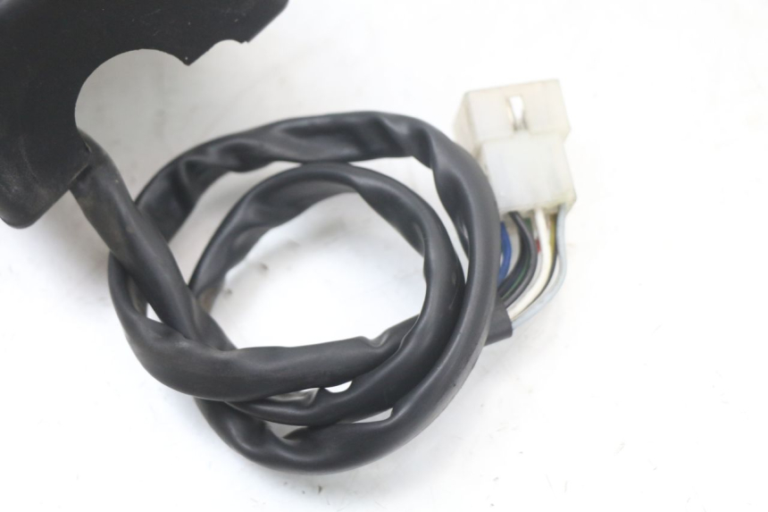 photo de COMANDO ESQUERDO APRILIA SCARABEO GT 125 (1999 - 2007) - Vista geral