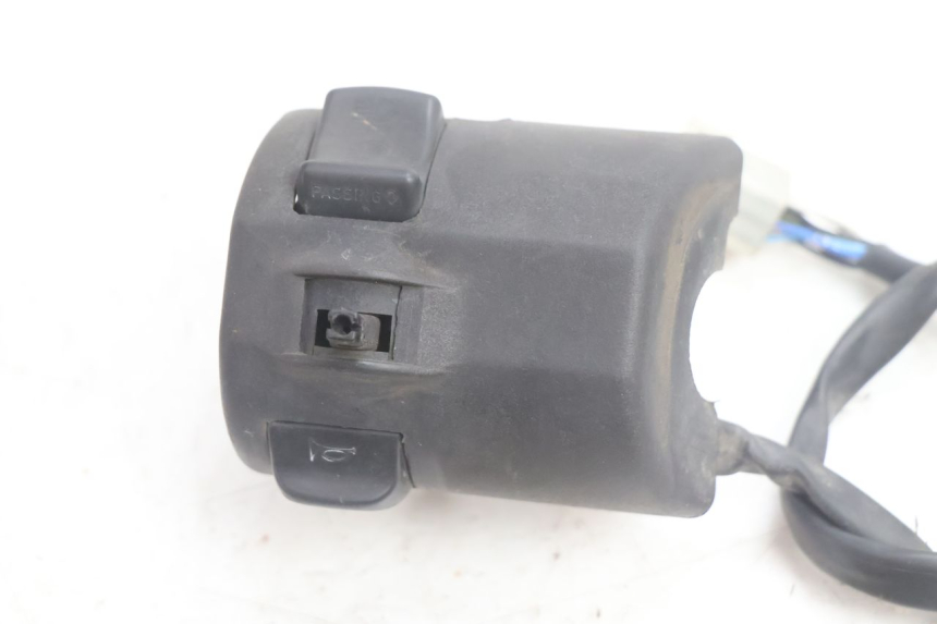 photo de COMANDO ESQUERDO APRILIA SCARABEO GT 125 (1999 - 2007) - Detalhe da peça
