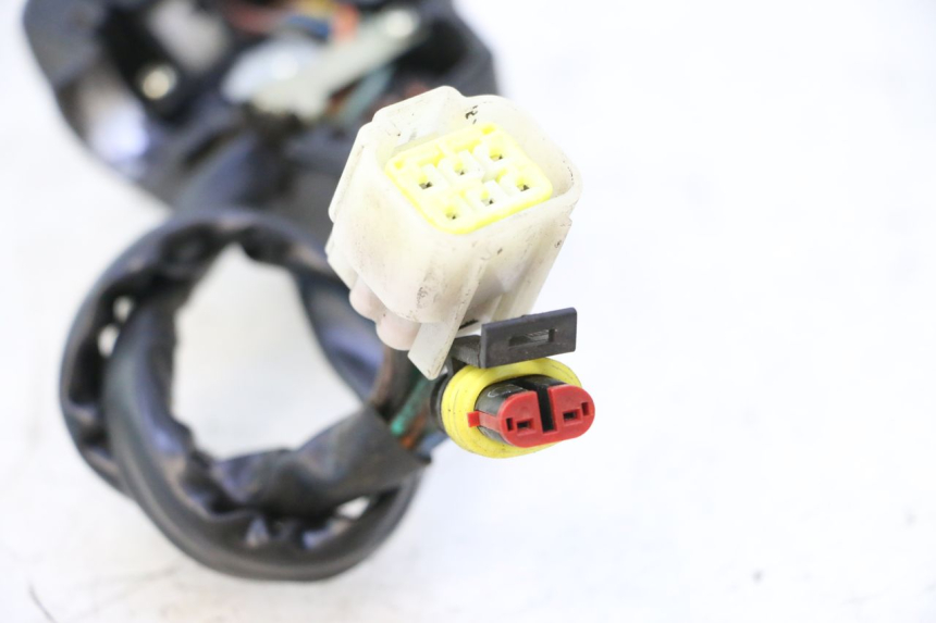 photo de INTERRUPTOR ESQUERDO RIDE SLASH 2T 50 (2012 - 2014) - Detalhe da peça