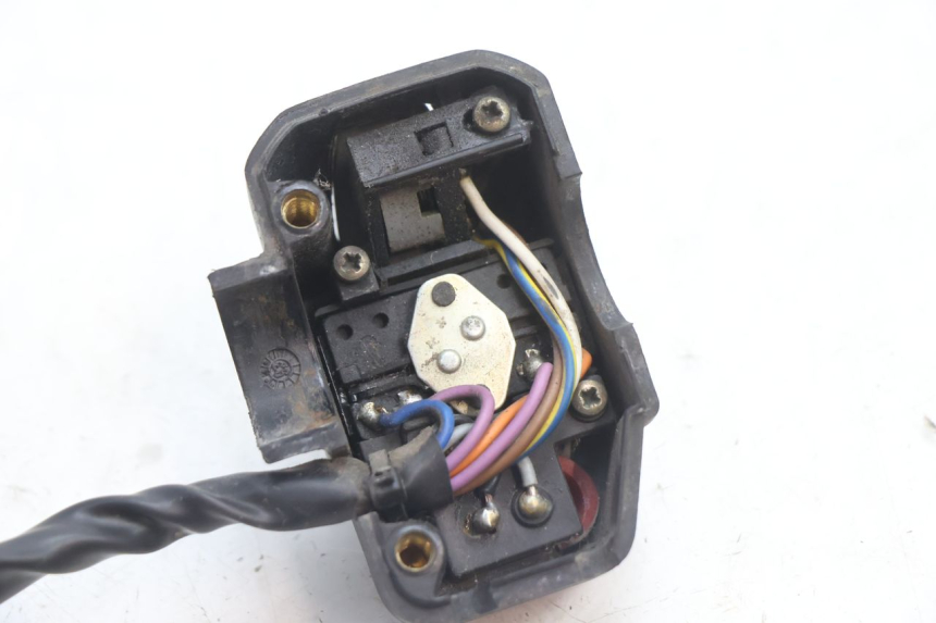 photo de COMANDO ESQUERDO PEUGEOT SPEEDFIGHT LC 50 (1996 - 2002) - Vista geral