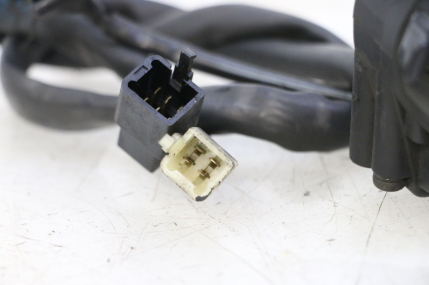 photo de COMANDO ESQUERDO HONDA ST PAN EUROPEAN 1300 (2002 - 2013) - Ampliação técnica