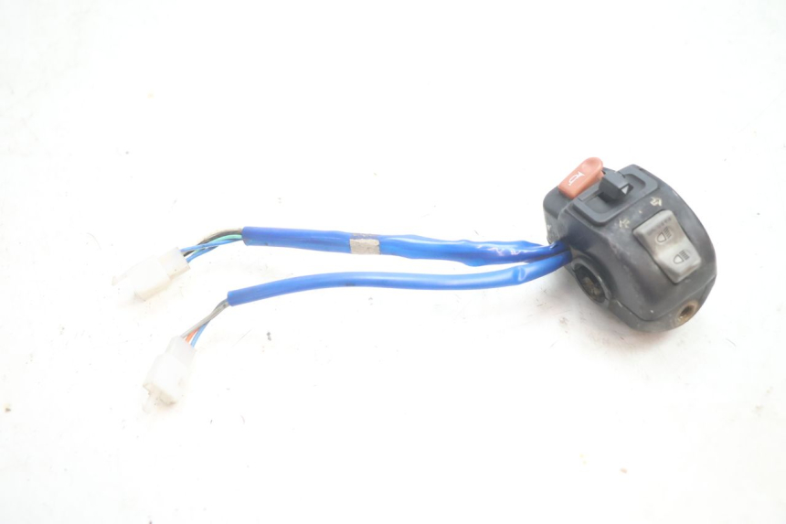photo de COMUTADOR ESQUERDO KYMCO SUPER 8 2T 50 (2007 - 2013) - Outro ângulo de visão