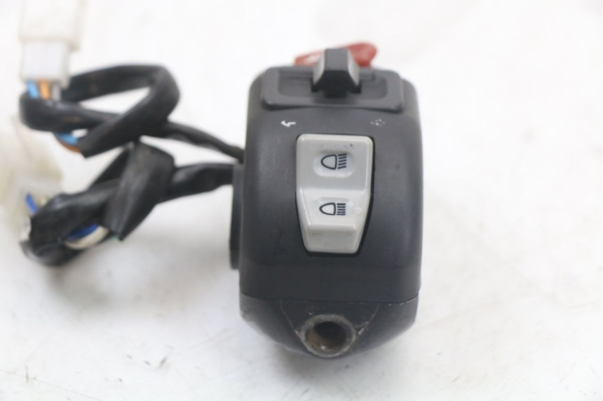 photo de COMANDO ESQUERDO KYMCO SUPER 8 125 (2008 - 2015) - Outro ângulo de visão