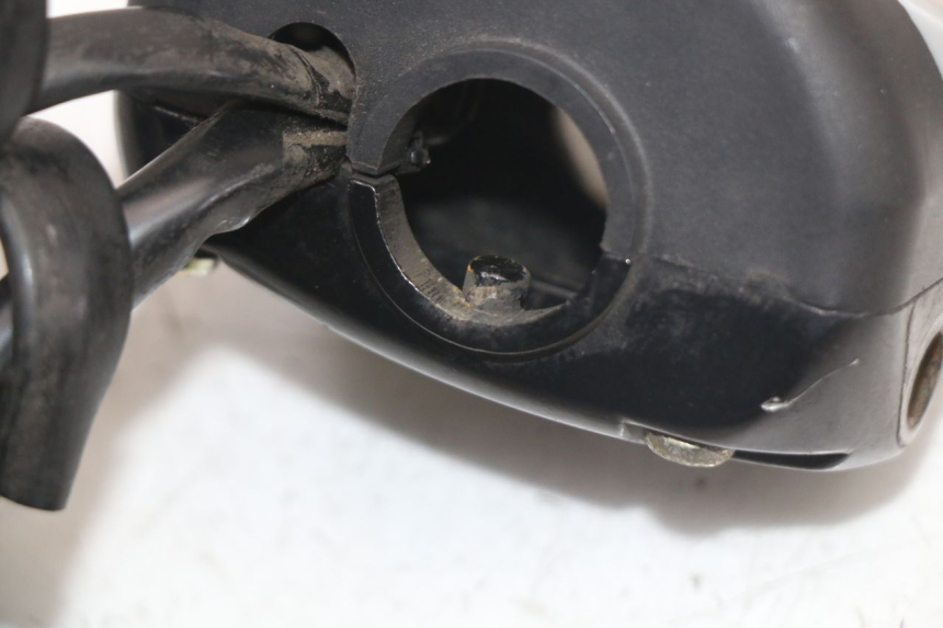 photo de COMANDO ESQUERDO KYMCO SUPER 8 125 (2008 - 2015) - Pontos de fixação