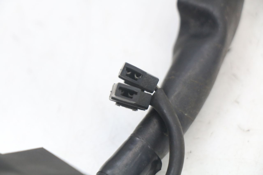 photo de COMANDO ESQUERDO SUZUKI GS F 500 (2004 - 2007) - Estado da superfície