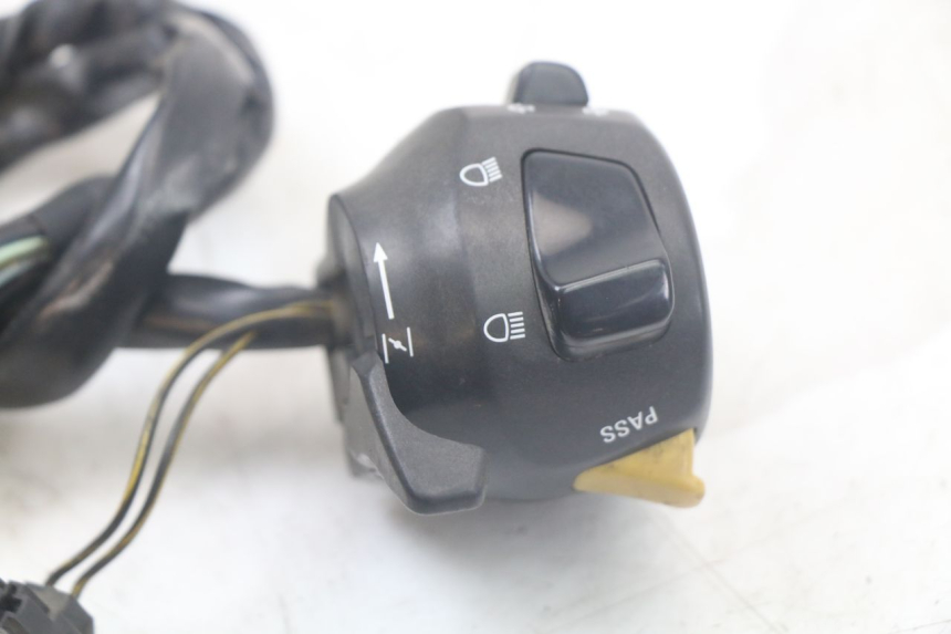 photo de COMANDO ESQUERDO SUZUKI SV N 650 (1999 - 2002) - Outro ângulo de visão