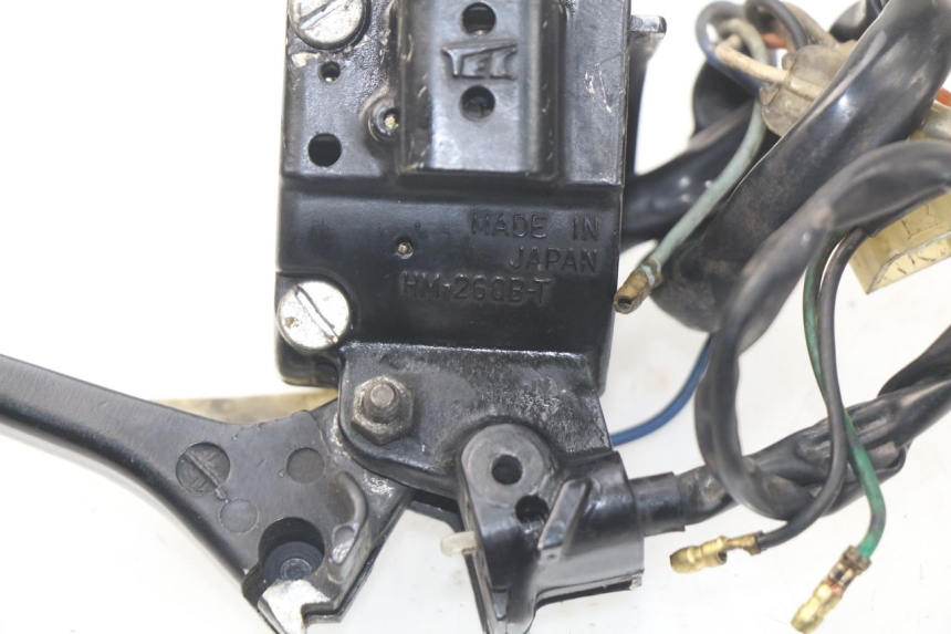 photo de COMANDO ESQUERDO PEUGEOT SX 80 (1986 - 1995) - Zoom do estado de desgaste