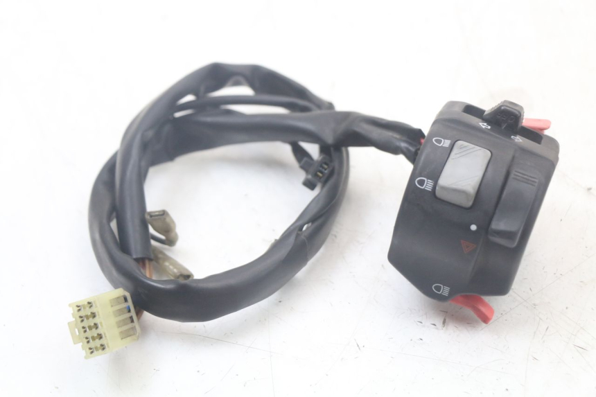 photo de COMANDO ESQUERDO YAMAHA TDM ABS 900 (2002 - 2014) - Outro ângulo de visão
