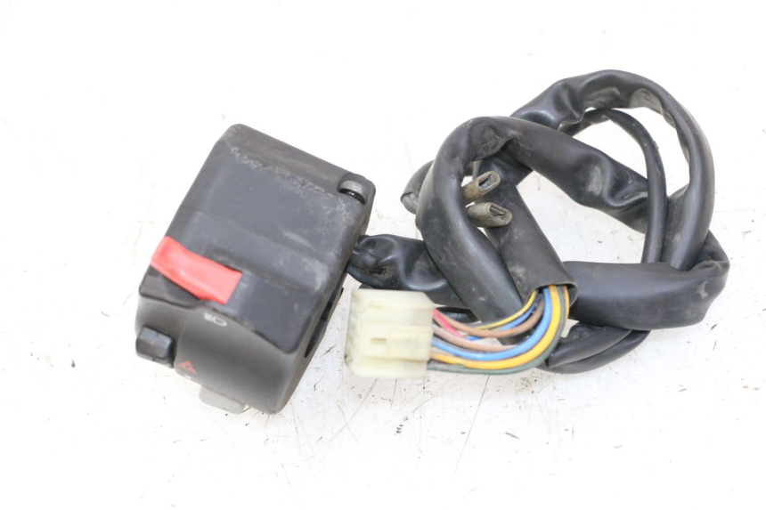 photo de COMANDO ESQUERDO YAMAHA TDM ABS 900 (2002 - 2014) - Pontos de fixação