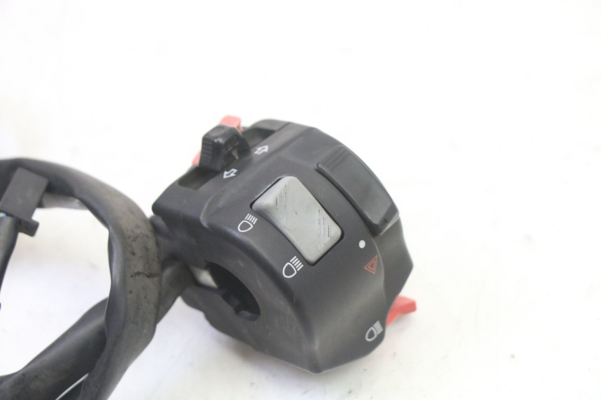 photo de COMANDO ESQUERDO YAMAHA TDM ABS 900 (2002 - 2014) - Outro ângulo de visão