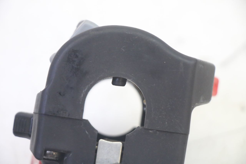 photo de COMANDO ESQUERDO YAMAHA TDM ABS 900 (2002 - 2014) - Estado da superfície