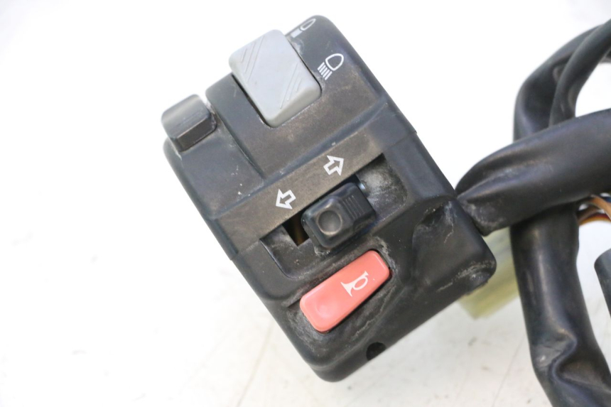 photo de COMANDO ESQUERDO YAMAHA TDM ABS 900 (2002 - 2014) - Detalhe da peça
