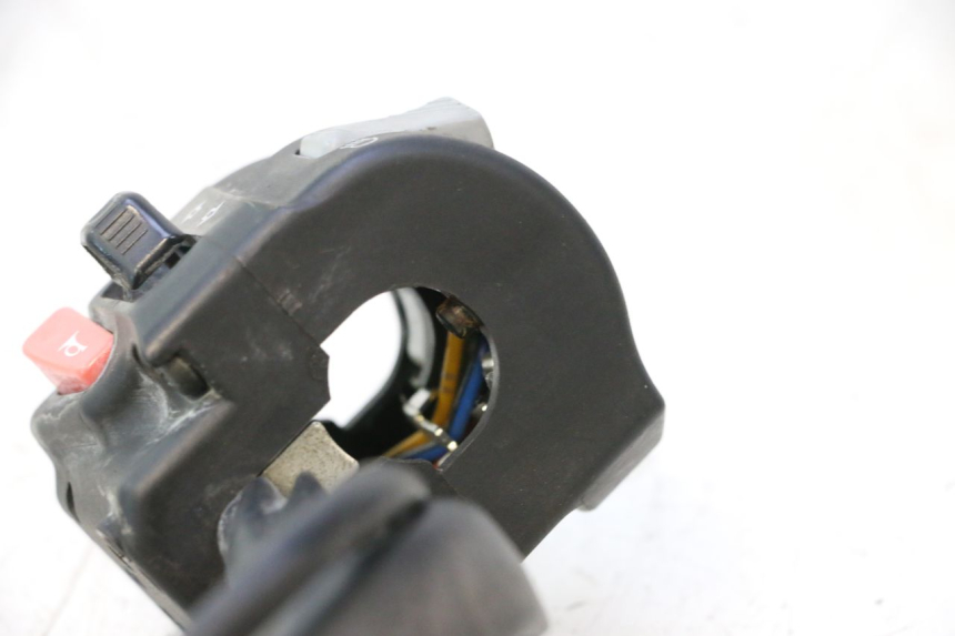 photo de COMANDO ESQUERDO YAMAHA TDM ABS 900 (2002 - 2014) - Pontos de fixação