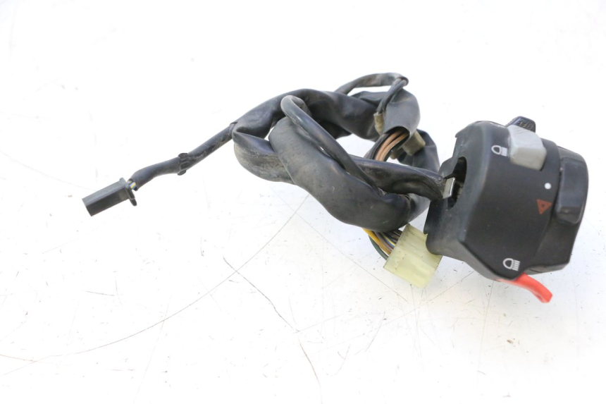 photo de COMANDO ESQUERDO YAMAHA TDM ABS 900 (2002 - 2014) - Peça verificada