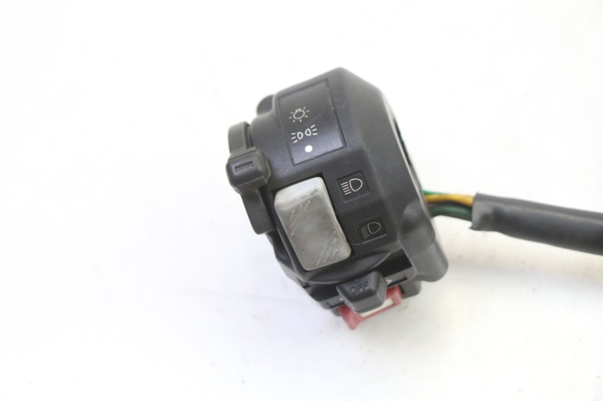 photo de COMANDO ESQUERDO YAMAHA TDR DELTABOX 125 (1997 - 2003) - Zoom do estado de desgaste