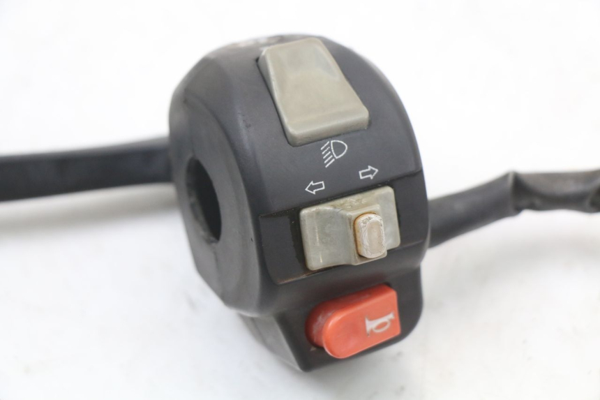photo de COMANDO ESQUERDO BAOTIAN TRAVEL SPIRIT 50 (2010 - 2012) - Detalhe da peça