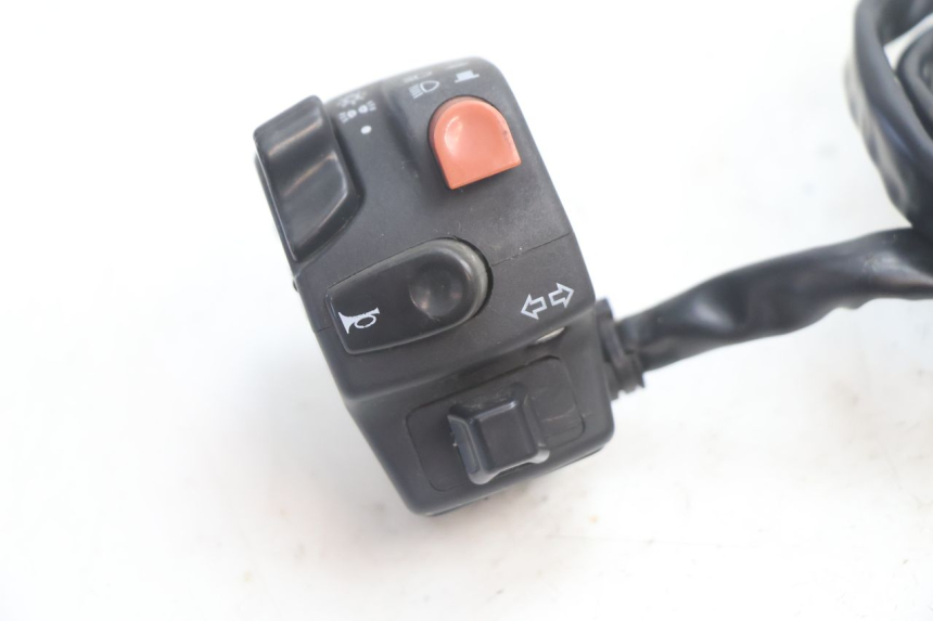 photo de COMUTADOR ESQUERDO BOOM TRIKE FUN 500 (2004 - 2010) - Detalhe da peça