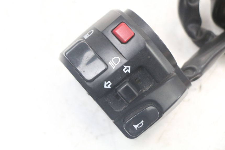 photo de COMANDO ESQUERDO KAWASAKI VERSYS ABS 650 (2015 - 2018) - Zoom do estado de desgaste