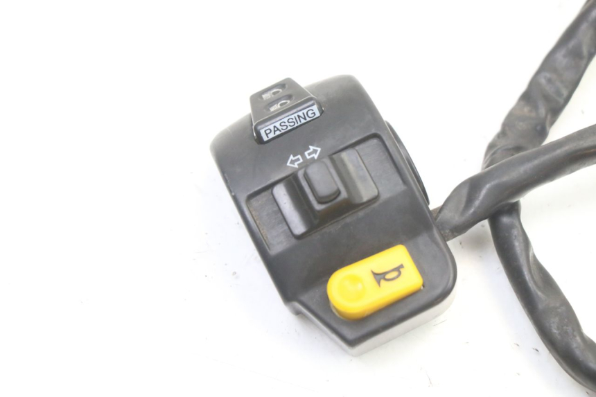 photo de COMANDO ESQUERDO PEUGEOT VIVACITY NEW 2T 50 (2008 - 2017) - Detalhe da peça