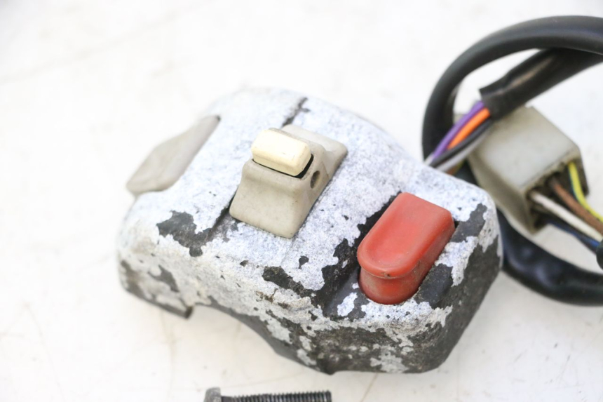 photo de COMANDO ESQUERDO PEUGEOT VIVACITY 50 (2004 - 2009) - Pontos de fixação