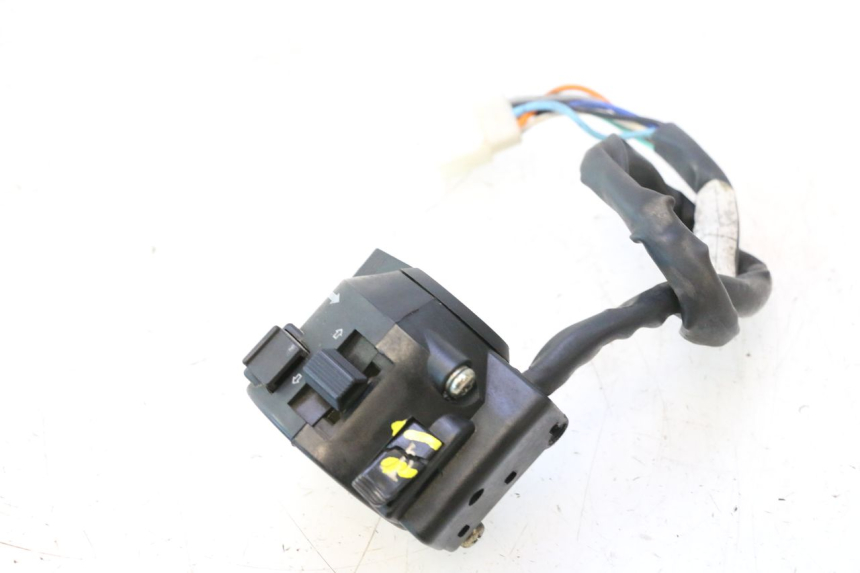 photo de COMUTADOR ESQUERDO DAELIM VJ ROADWIN 125 (2004 - 2007) - Detalhe da peça