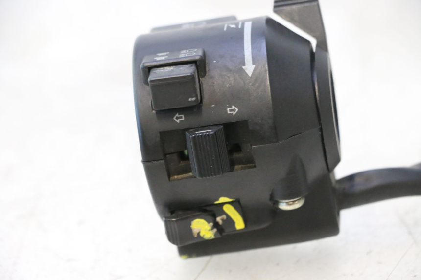 photo de COMUTADOR ESQUERDO DAELIM VJ ROADWIN 125 (2004 - 2007) - Pontos de fixação