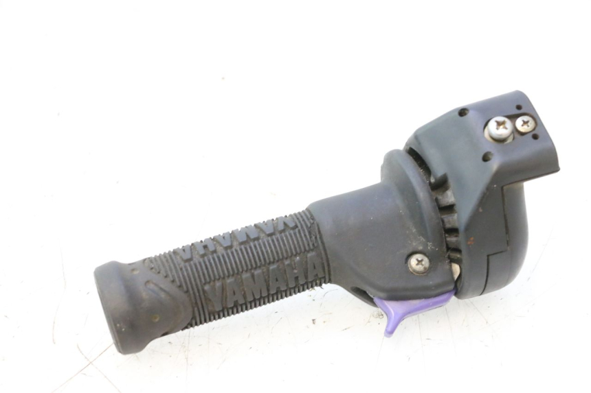 photo de COMUTADOR ESQUERDO YAMAHA WAVE RUNNER GP R 1200 (2000 - 2003) - Pontos de fixação