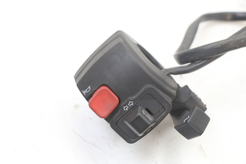 photo de COMANDO ESQUERDO MBK X-LIMIT XLIMIT 50 (2007 - 2012) - Detalhe da peça