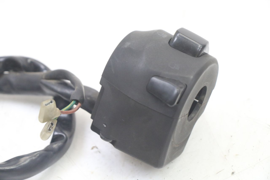 photo de COMANDO ESQUERDO YAMAHA X-MAX XMAX 125 (2010 - 2013) - Pontos de fixação