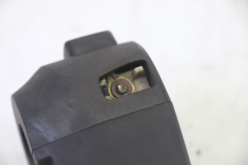 photo de COMANDO ESQUERDO YAMAHA X-MAX XMAX 125 (2010 - 2013) - Outro ângulo de visão