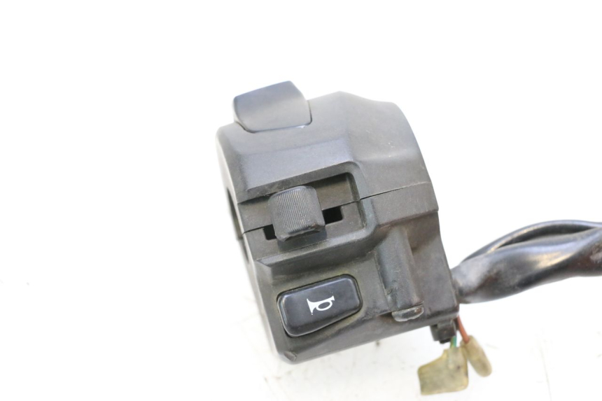 photo de COMANDO ESQUERDO YAMAHA X-MAX XMAX 125 (2010 - 2013) - Detalhe da peça